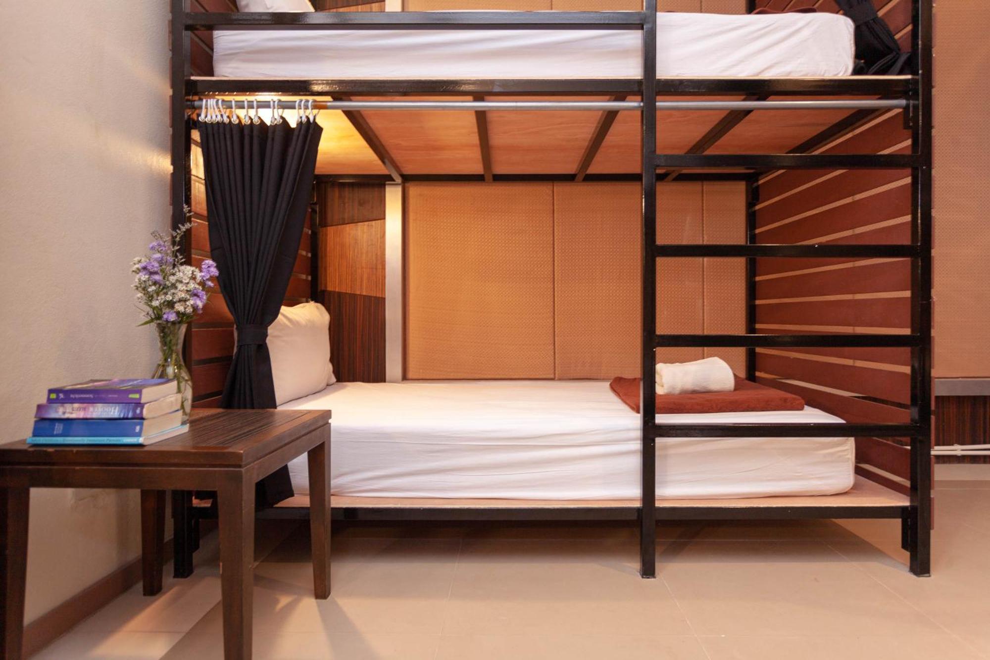 The Beachfront Hostel Amphoe Koksamui Buitenkant foto